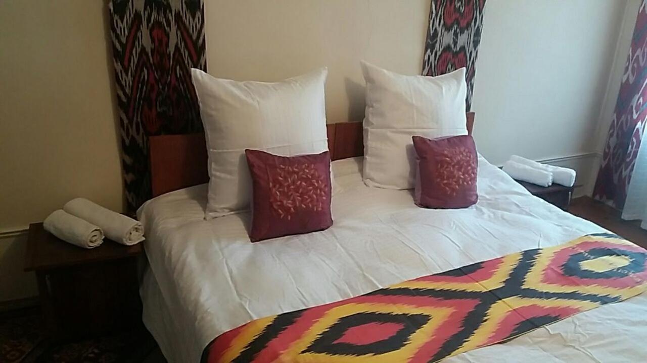 Hotel Umarxon Bukhara Esterno foto