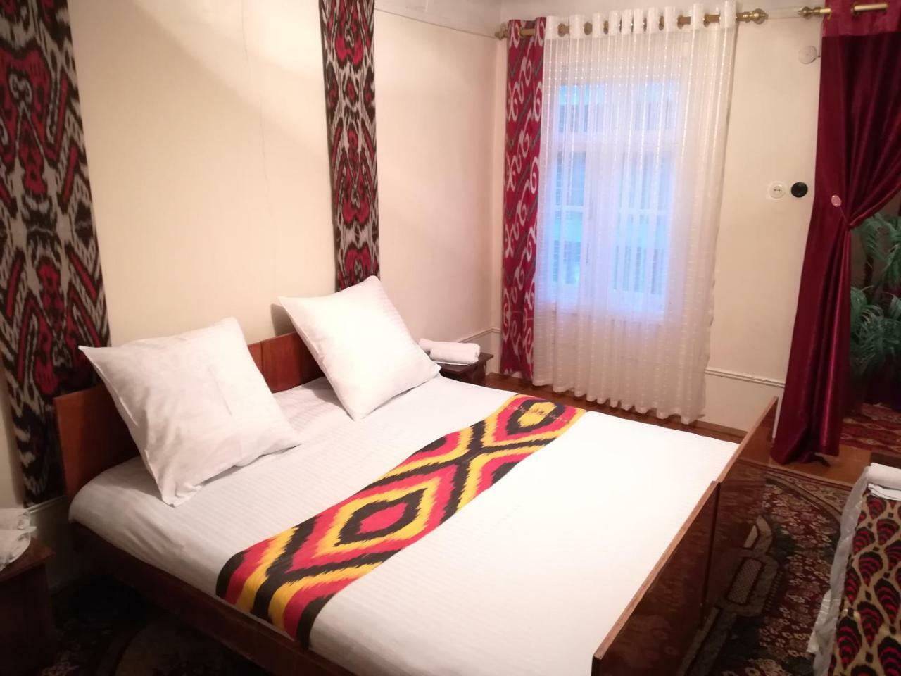 Hotel Umarxon Bukhara Esterno foto