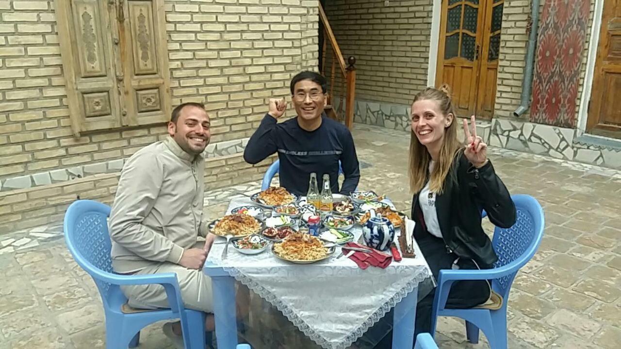 Hotel Umarxon Bukhara Esterno foto