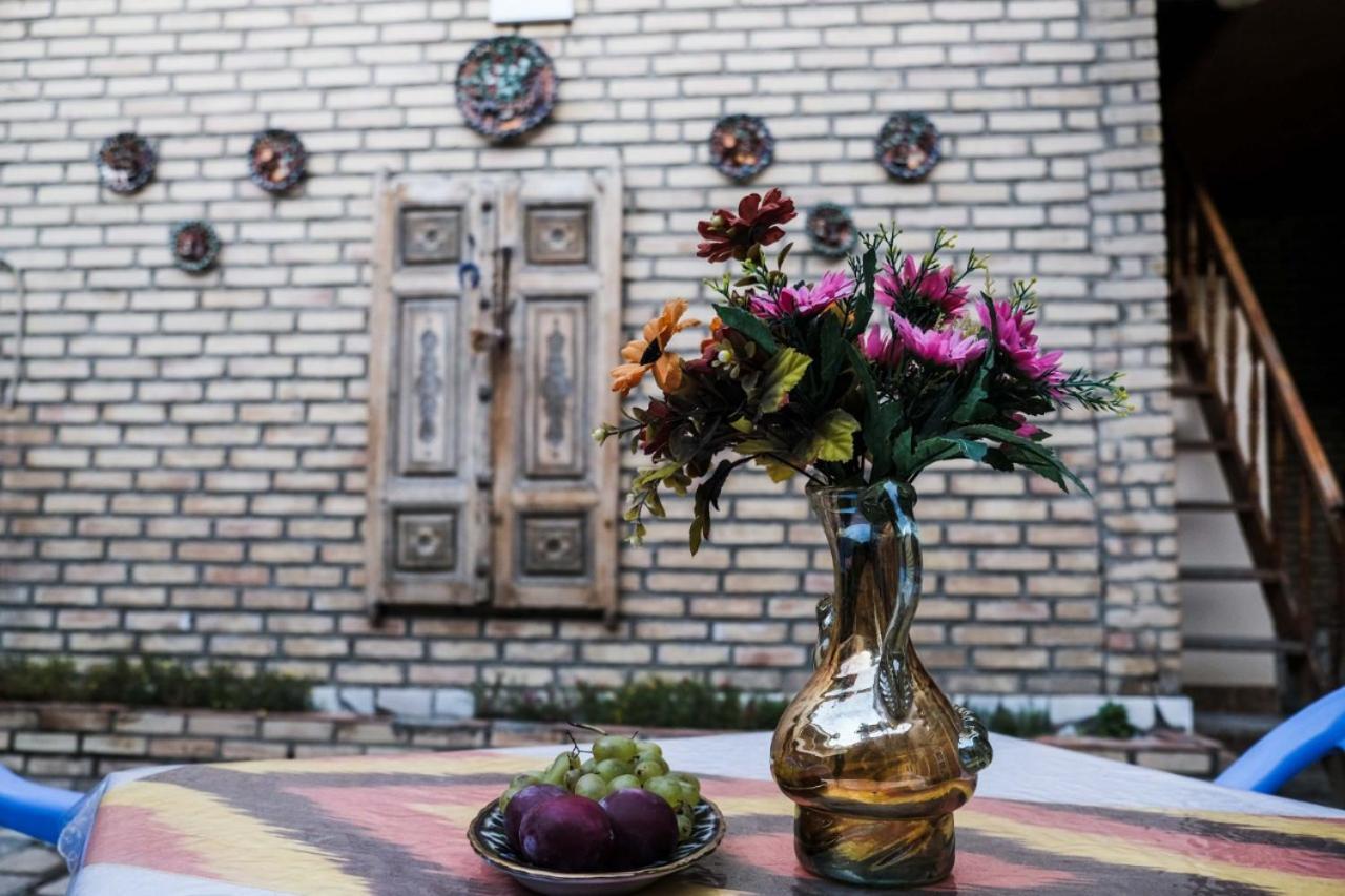 Hotel Umarxon Bukhara Esterno foto